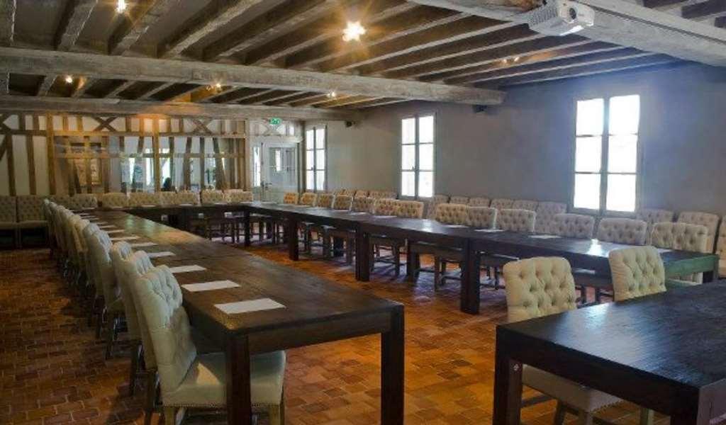 Hôtel La Licorne&Spa Lyons-la-Forêt Instalações foto