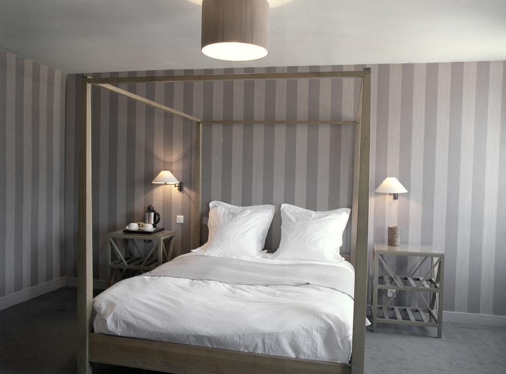 Hôtel La Licorne&Spa Lyons-la-Forêt Quarto foto